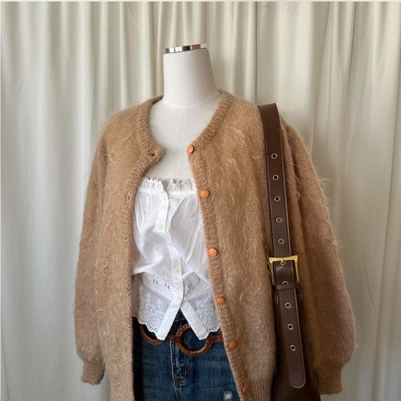 Vintage Madeleine Mohair blend button-up cardigan sweater Tan Medium. - Picture 5 of 10